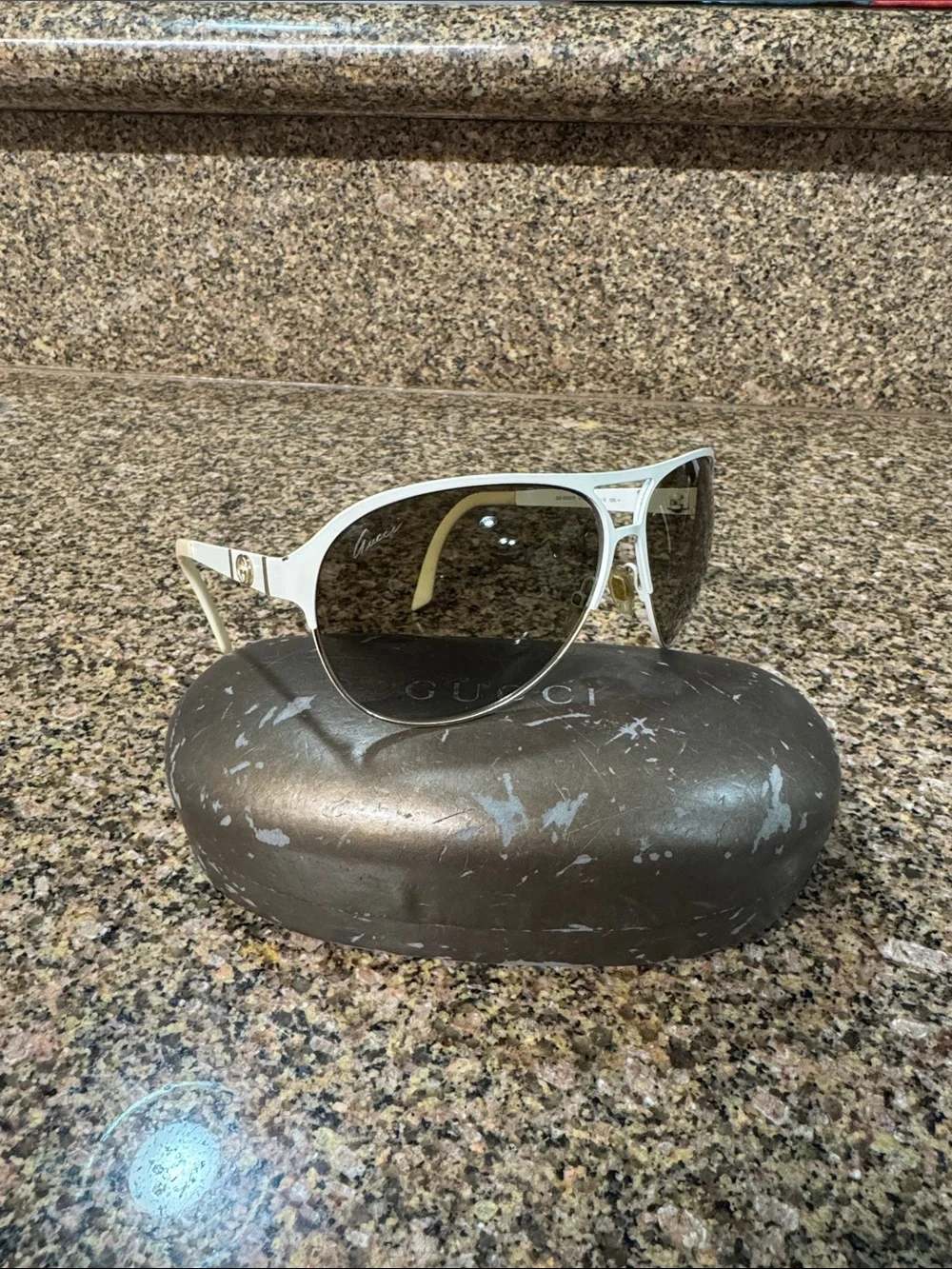 Gucci Aviator Gradient Sunglasses GG4233/S 6J7JD 62 12 125